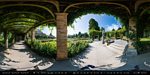 Mainau 2015
                                                  Rosengarten Arkaden
                                                  West