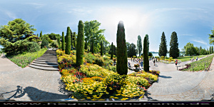 Mainau 2015 bei
                                                  der
                                                  Blumenwassertreppe