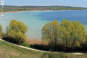 Blick vom Faulturm der
                                          Klranlage Radolfzell auf den
                                          Markelfinger Winkel