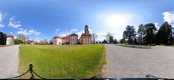 Mainau 2008 vor
                                                  dem Schloss